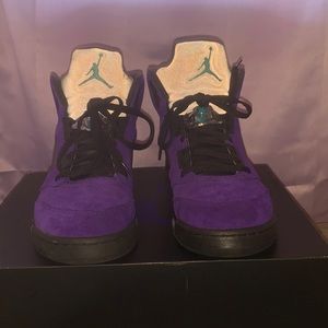 Jordan 5 alternate grape. Sz 10